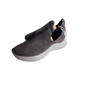 Seven 7 Women's Slip-On Sneakers Grey Suede with Snake Print Heel Tab Size 7